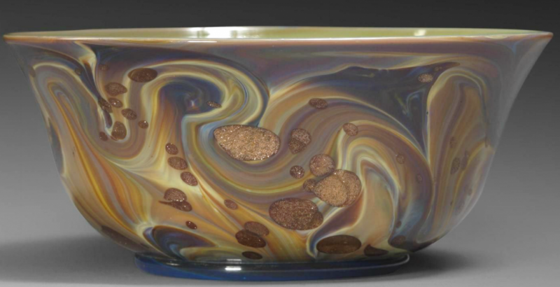 Skimrande glas från Murano