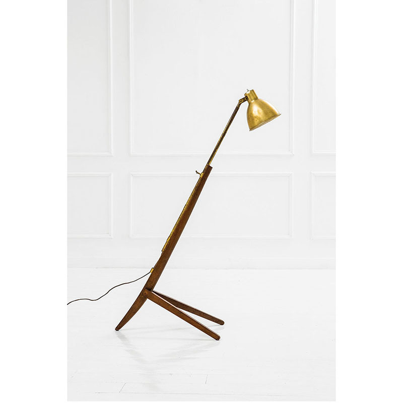 FRANCO ALBINI - Mitragliera "Mitragliera" walnut and brass, Milan 1942-43 Result: 56 120 EUR