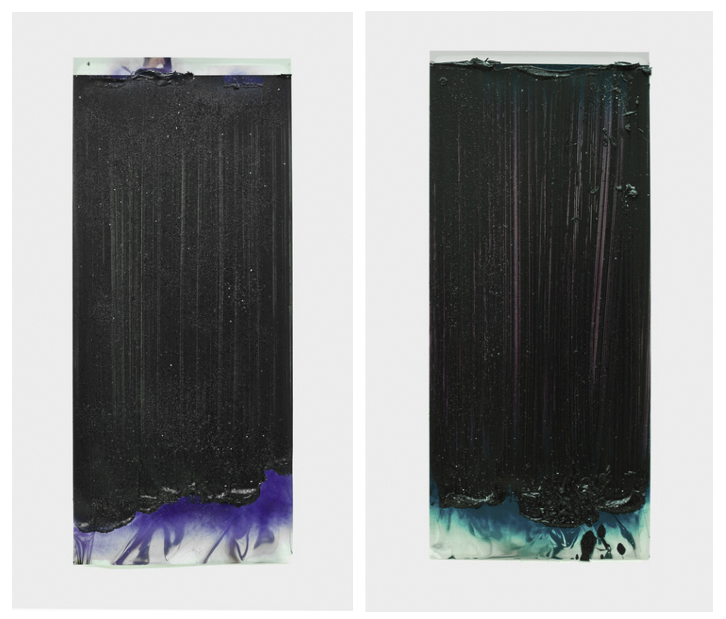 Ruth Campau. Vänster: "Diamond Dust (Aubergine/Reef)". Höger. "Diamond Dust (Black/Purple)", 2019. Foto: Gether Contemporary.