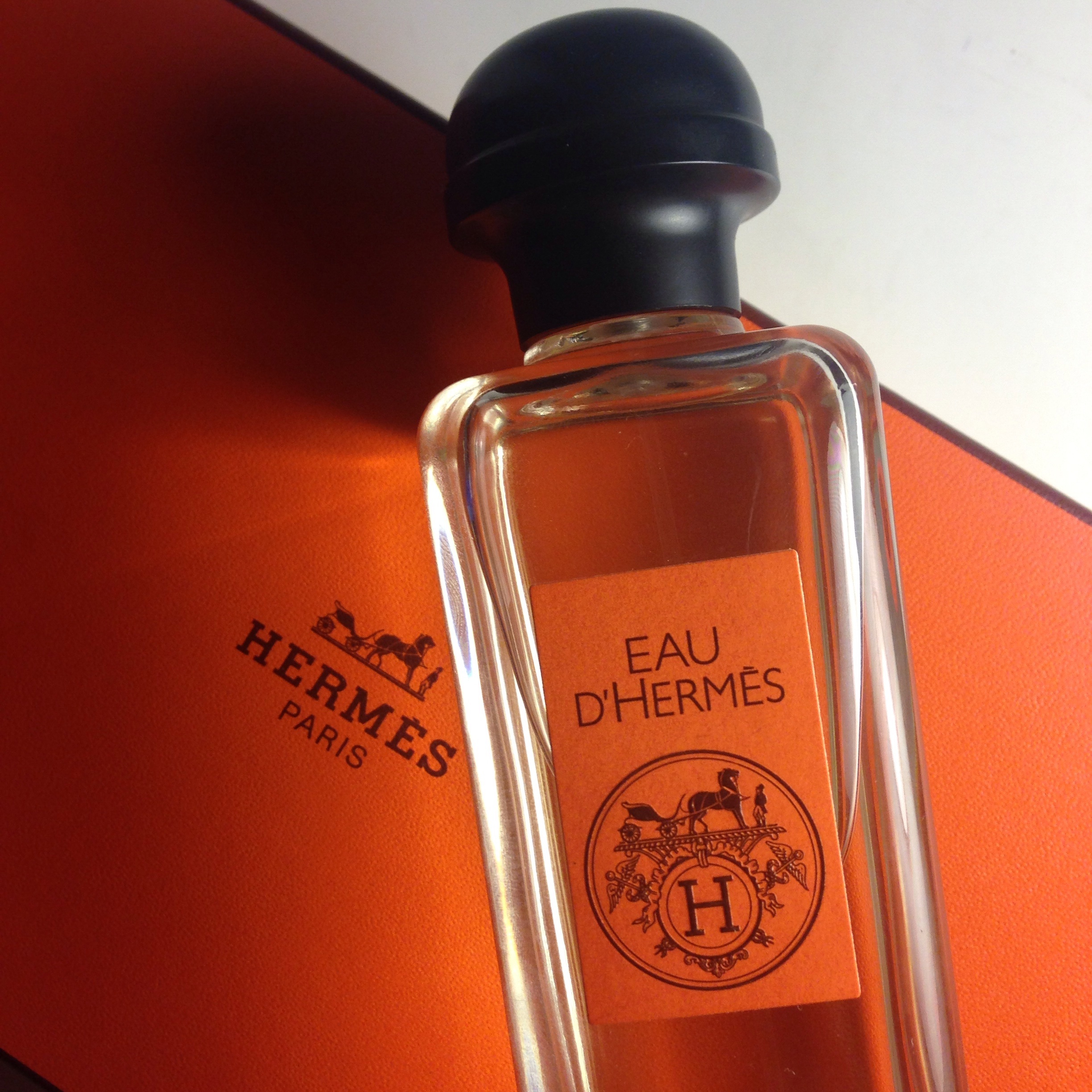 Eau d'Hermès | Foto via Olfactics
