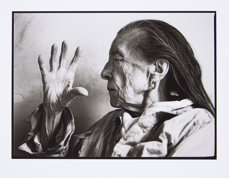 Louise Bourgeois av Annie Leibovitz, 1997. Bild TheArtSlack