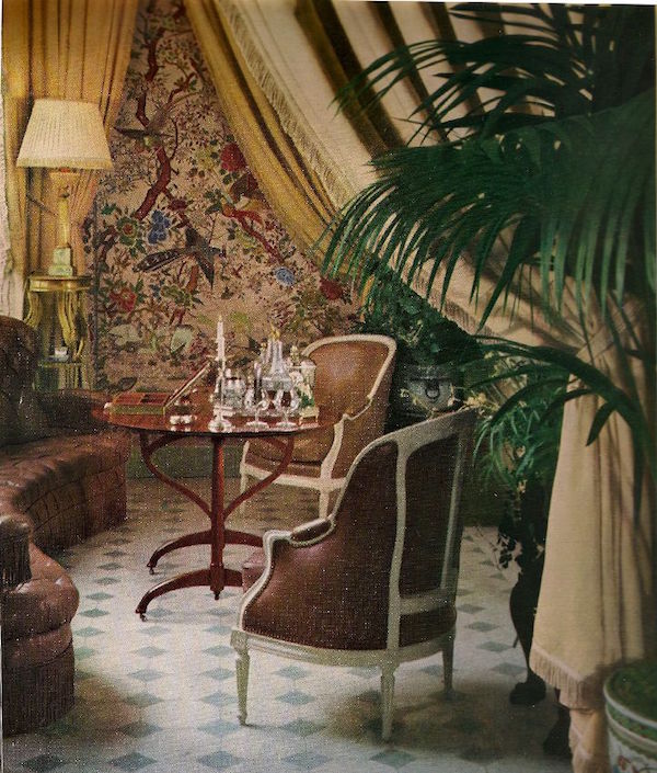 cd smoking room