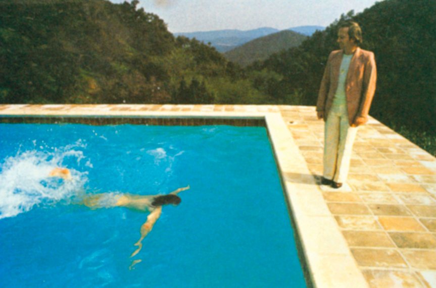Foto preparatoria per “Portrait of an Artist ( Pool with Two Figures)”, Le Nid-Du-Duc, 1972. Immagine © David Hockney.