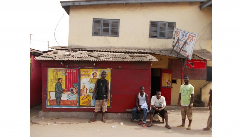 Das Sea View Kino in Elmina, Ghana | Foto: Wolfgang Stäbler via Catawiki