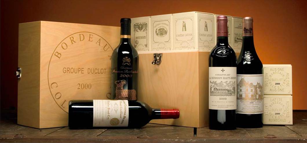 Caisse Collection Duclot 2000, image d'illustration via Hart Davis Hart Wine Co
