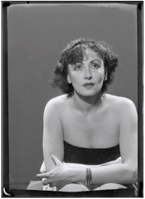 Man Ray, Nimet Eloui Bey, 1935, image ©Paris, Centre Pompidou