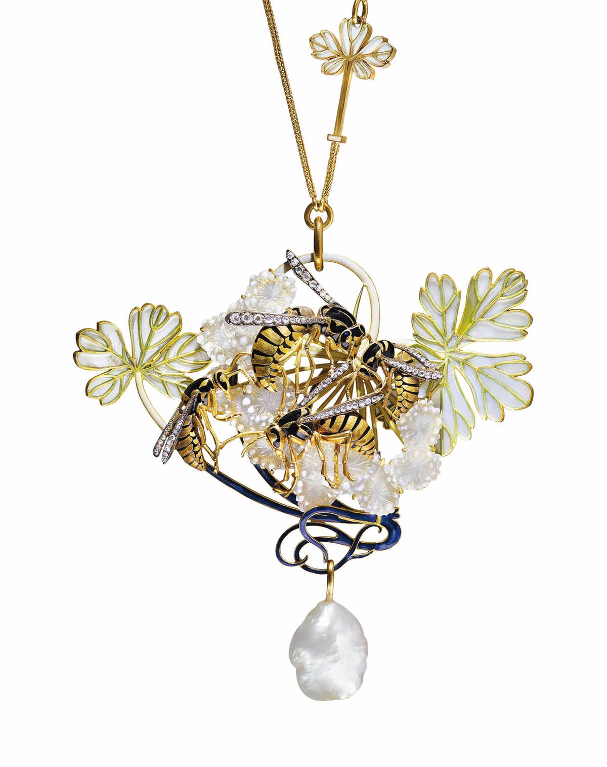 RENÉ LALIQUE. Collar de esmalte, diamante y perla Art Nouveau. Imagen vía: Barnebys