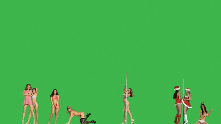 From the exhibition « Niki, Lucy, Lola, Viola » by Petra Cortright, held in 2015 in Los Angeles, image via Pinterest