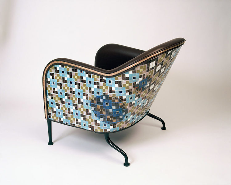 “Custom Ernst” är en fåtölj som Mats Theselius gjorde tillsammans med Ernst Billgren 2012