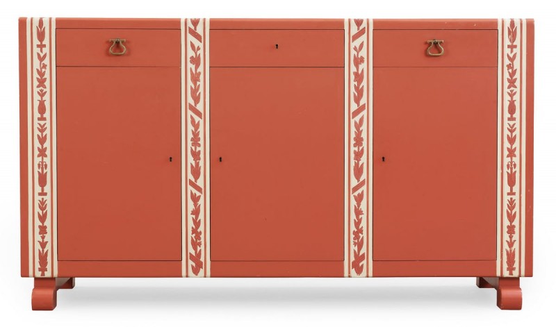 Sideboard av Carl Malmsten, sålt för 46 550 kronor år 2014 på Bukowskis. Foto: Bukowskis.