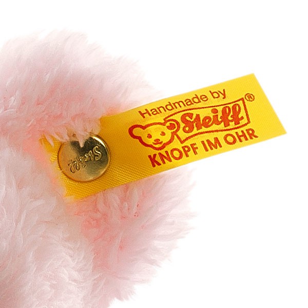 Steiff - Knopf im Ohr: Das berühmte Markenzeichen der Firma Steiff | Foto via martyns-store.co.uk