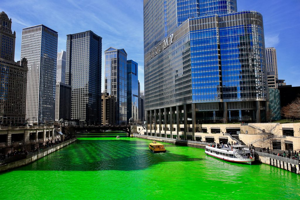 The Chicago River dyed green for St. Patrick's Day. IMage: Yifang (Evonne) Liu/ MEDILL
