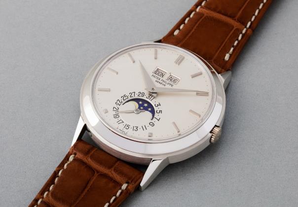 Patek Philippe "Padellone", 3448, 18k white gold, 1975 on sale at Phillips