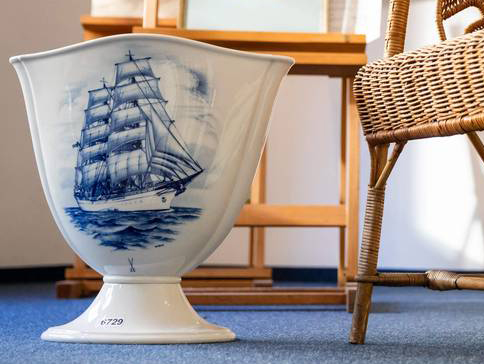 Vase en porcelaine de Meissen vendu à 5 500 euros.