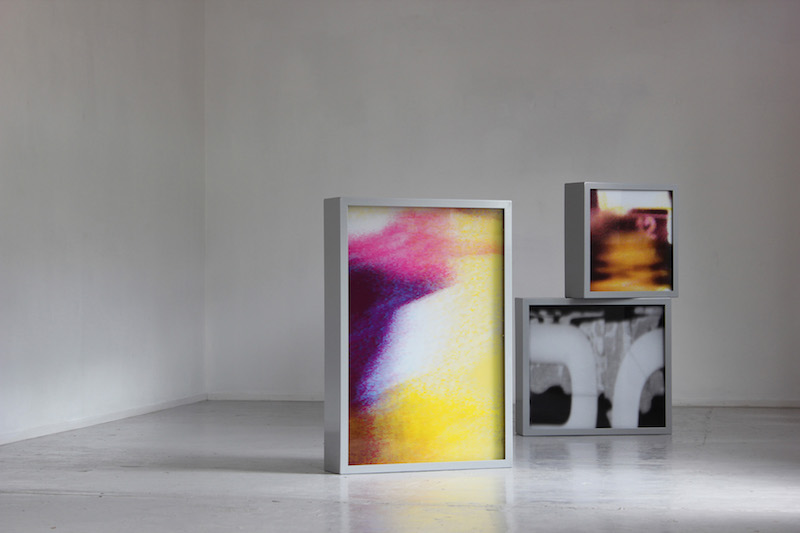 Grafikens Hus, Hedvig Thorkildsen, LUMO, skulpturala ljuslådor med screentryckta transparenta skikt, 2015