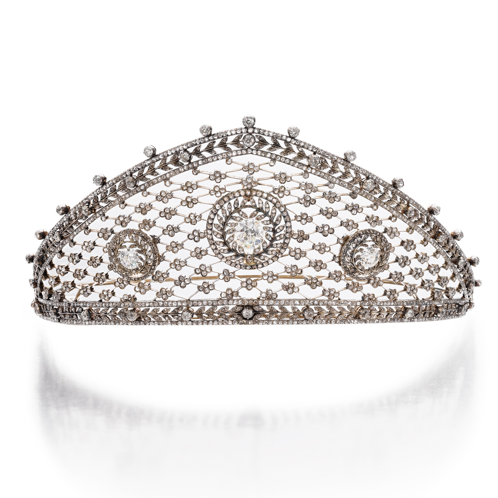 Dieses Diadem aus dem ehemaligen Besitz von Kronprinzessin Cecilie stammt vermutlich ebenfalls aus dem Hause Fabergé | Foto: Sotheby's