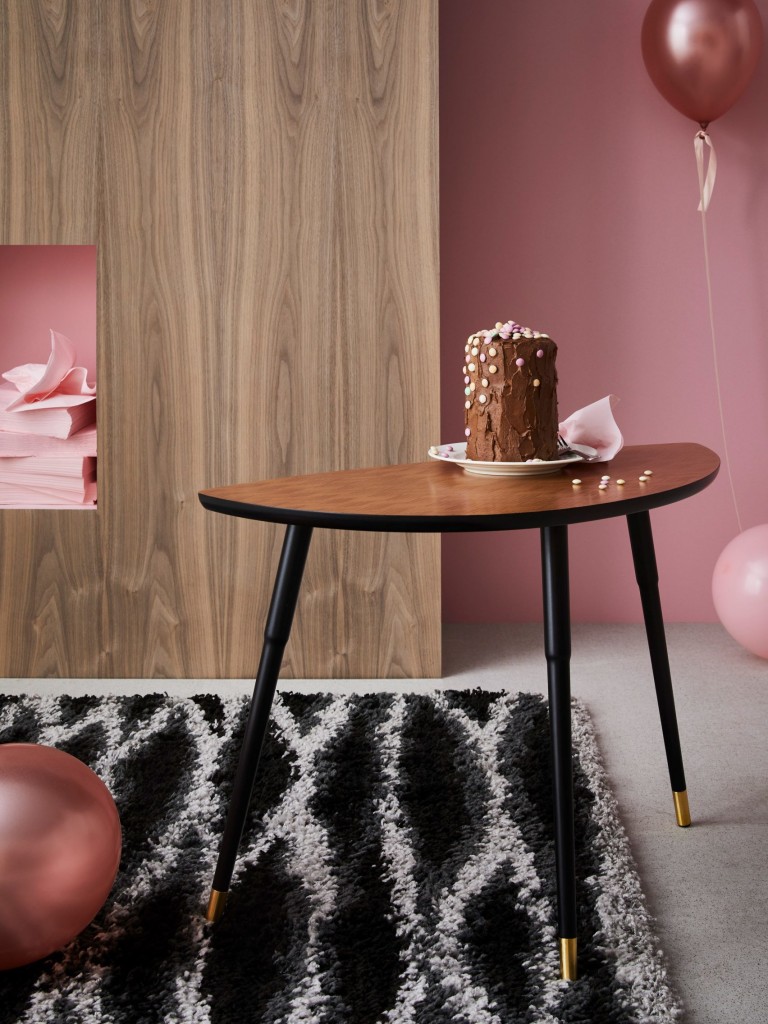 Tavolo Lövet, immagine ©IKEA