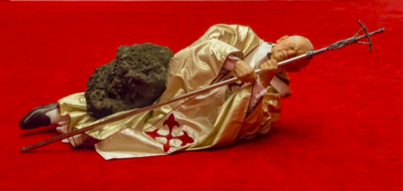 Maurizio Cattelan, "The Nona Ora" (New York, 1999-2000) View of the exhibition "Free!" in 2014 at the Museum of Fine Arts, Rennes (France) Maurizio Cattelan, La Nona Ora (New York, 1999-2000)