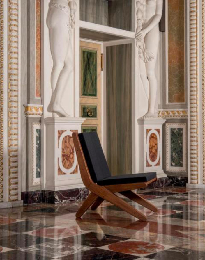 Le Corbusier, rare teak fireside chair, circa 1956. Photo: Aguttes.