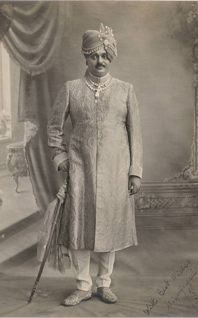 The Maharaja wearing the Touissant necklace. Image: The Telegraph