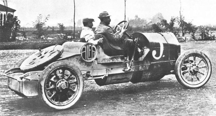Nino Franchini i en 24HP år 1913, Parma-Poggio di Berceto