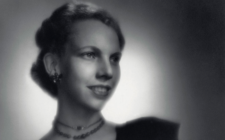 Princess Cecil Amelia "Titi" von Fürstenberg (1919-2006). Image via Christie's