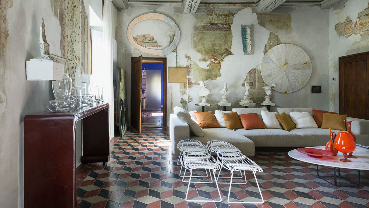 Das Wohnzimmer in der Villa Gaeta | Foto: © Francesca Anichini