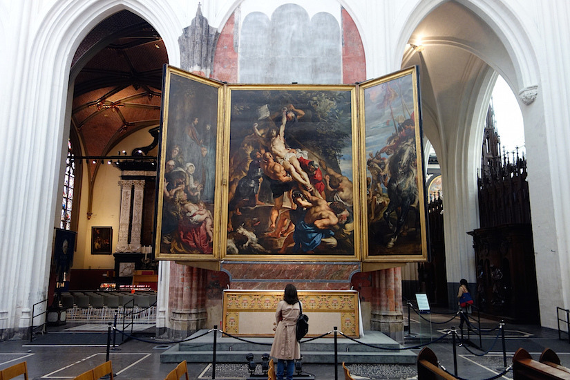 L’Érection de la croix dans la cathédrale Notre-Dame d'Anvers, image via Smarthistory