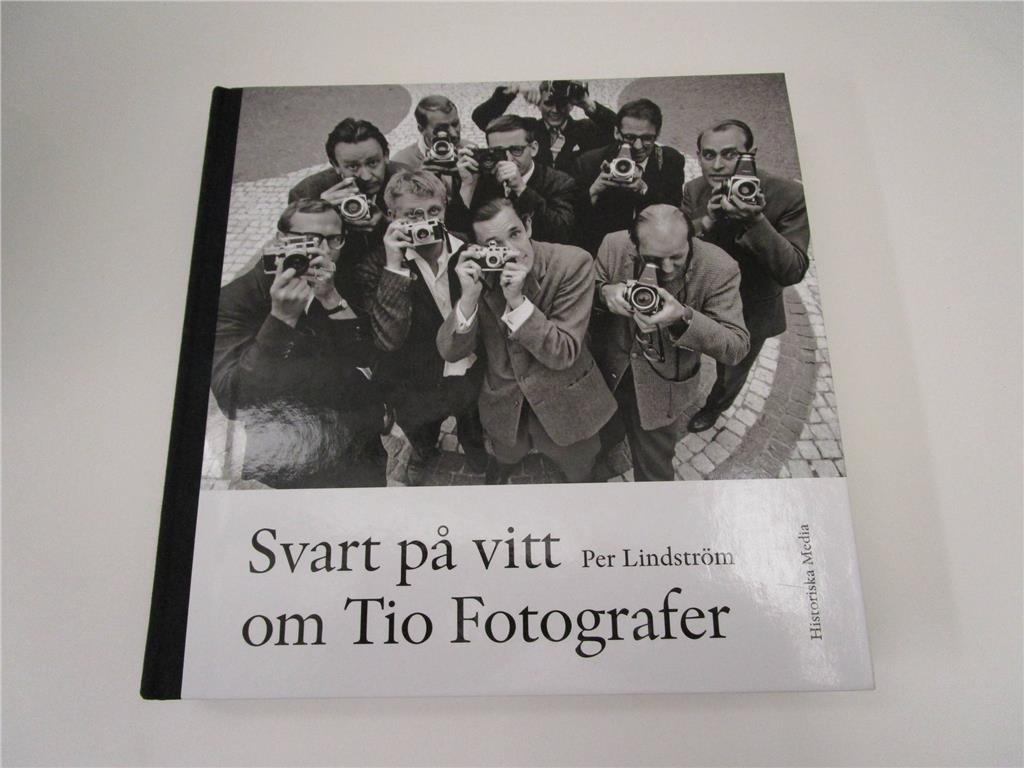 Historiska Medias bok om Tio Fotografers och dess grundare