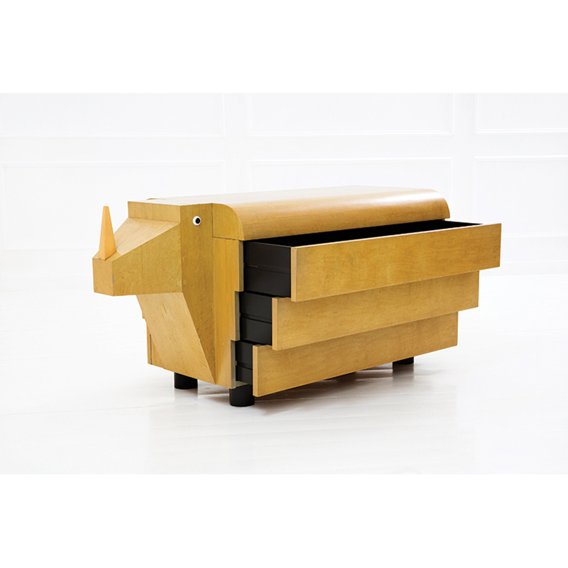 ICO PARISI - "Rhinoceros" chest of drawers from the Zoo Mobili series of lacquered maple wood, 1992 Result: 46 740 EUR