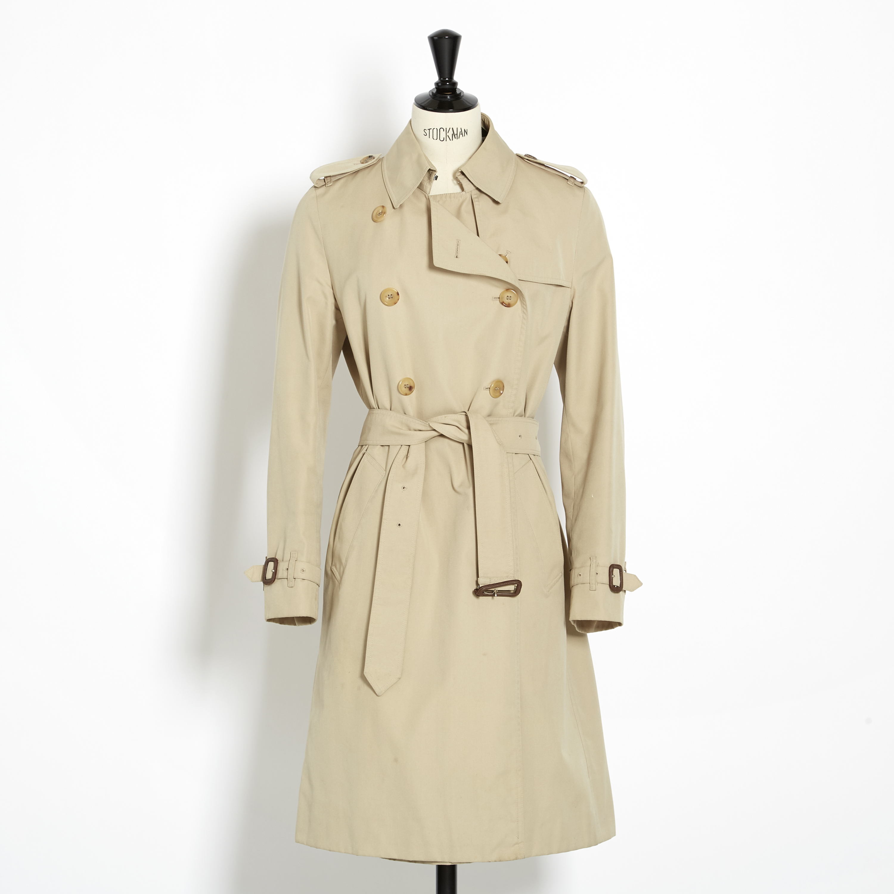 BURBERRY, fodrad trenchcoat. Bild: Stockholms Auktionsverk