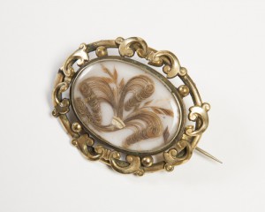 Victorian mourning brooch containing human hair Image via Bristol Museums