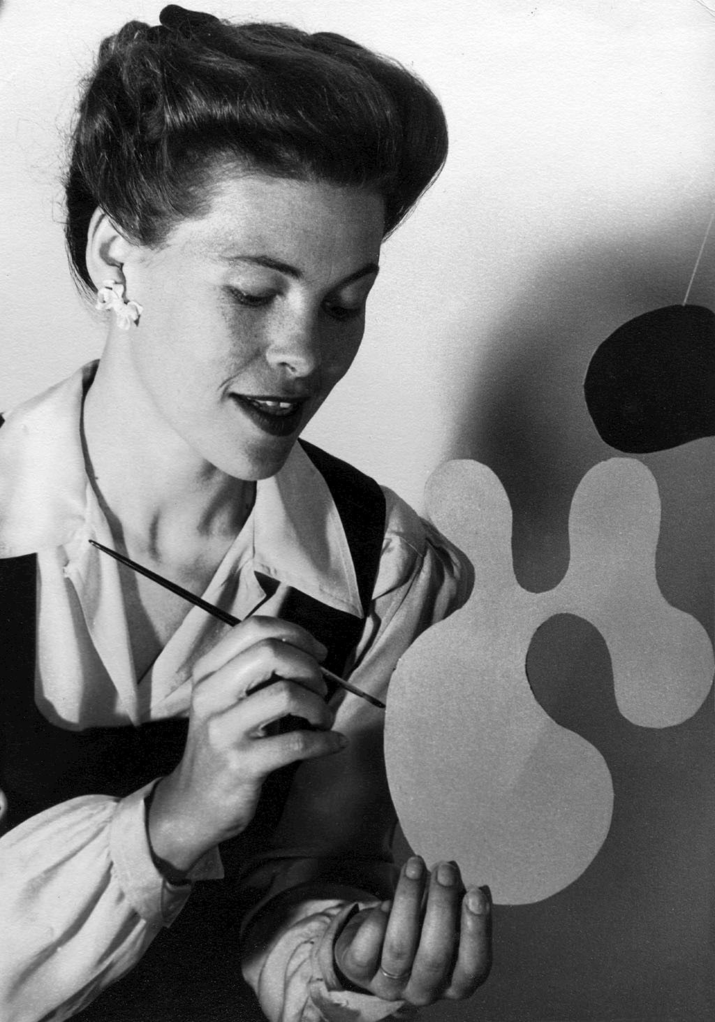 Ray Eames, 1941. Photo: Eames Office