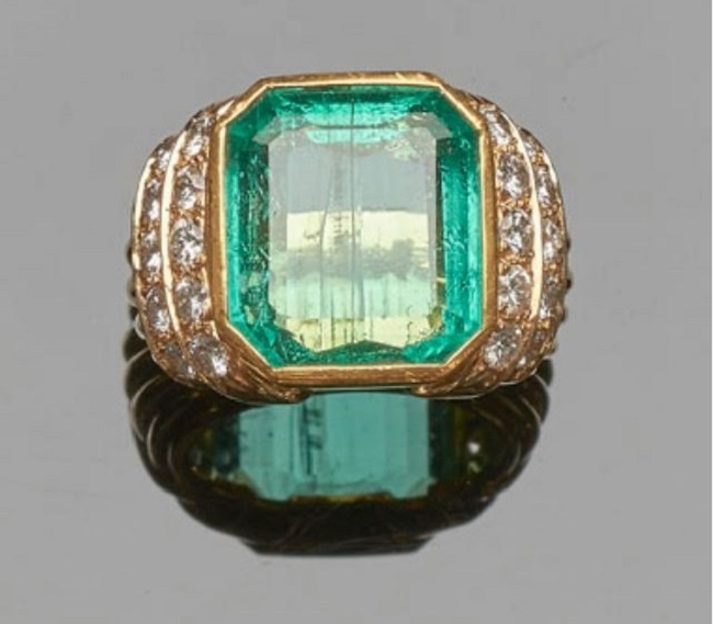 Bague diamants et émeraude