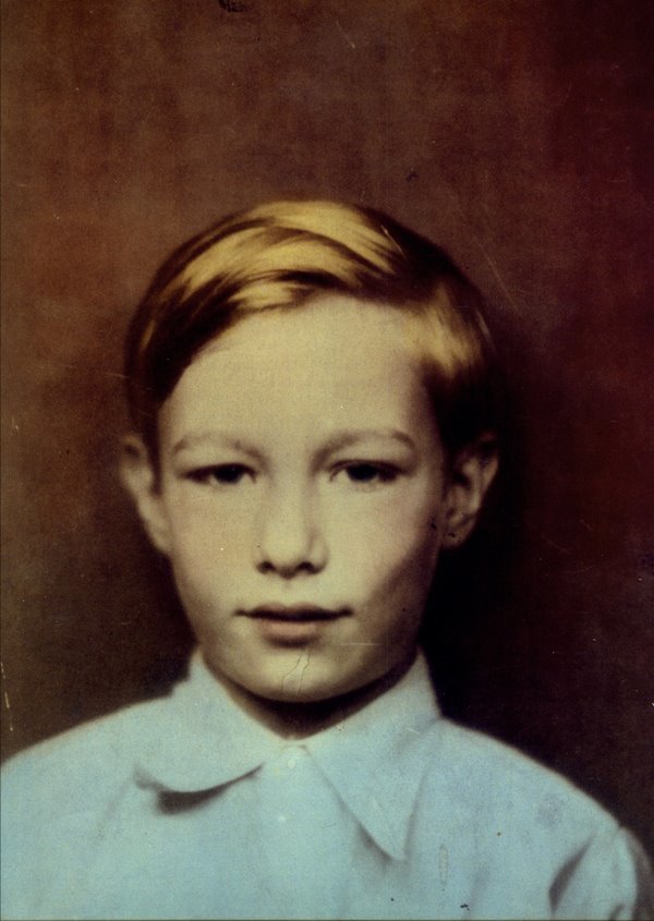 Der junge Andrew Warhola Jr. | Foto via artnet