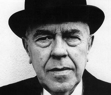 René Magritte | Foto via renemagritte.org