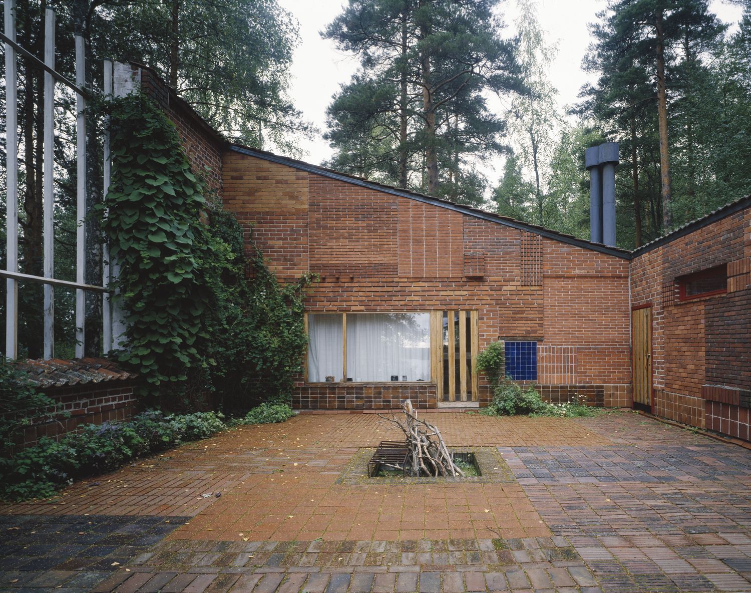 La façade de la maison Muuratsalo, image ©alvaraalto.fi