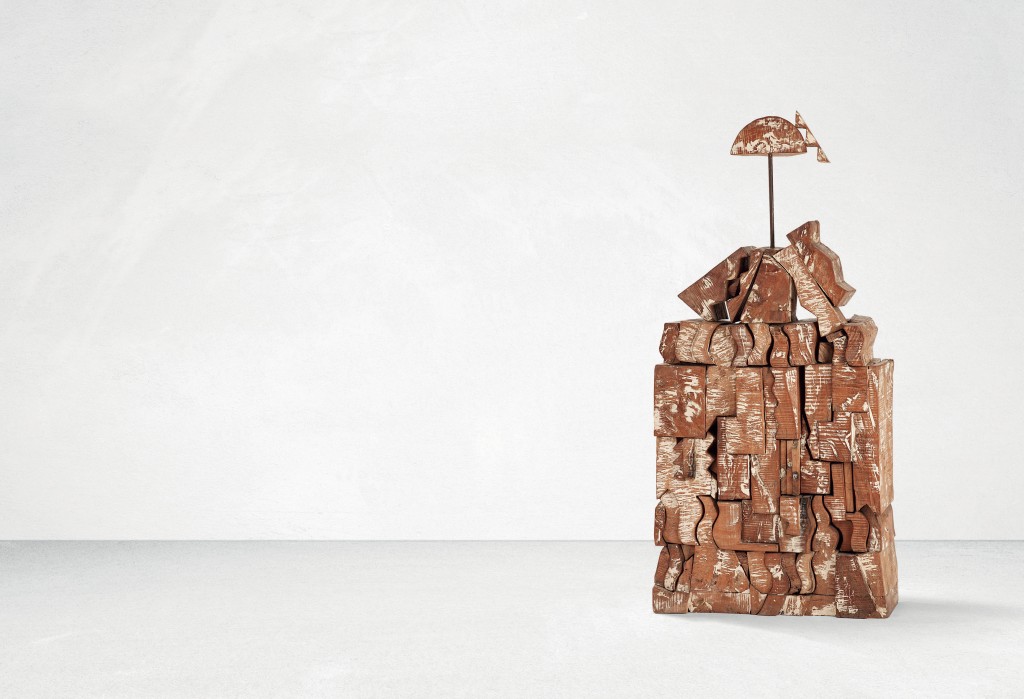 Manolo Valdès, sculpture en bois et fer de 160cm,1982, image ©Tajan