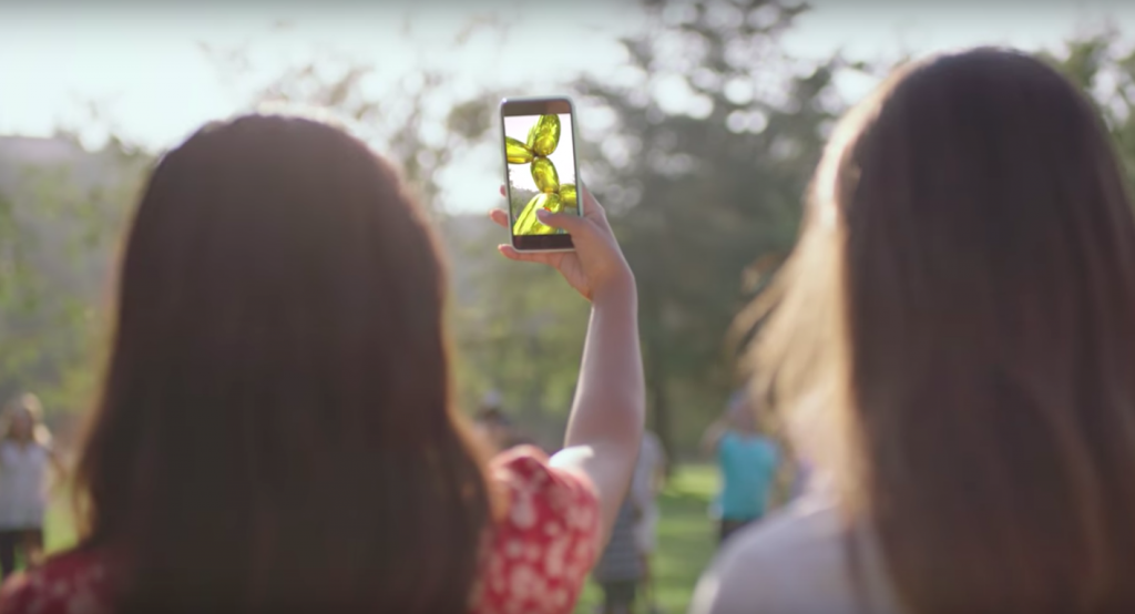 Jeff Koons "Balloon Dog" als erweiterte Realität Foto: Courtesy of Snapchat Art