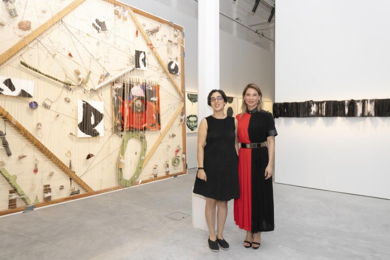 Lucy Liu tillsammans med Shubigi Rao. Foto: National Museum of Singapore.
