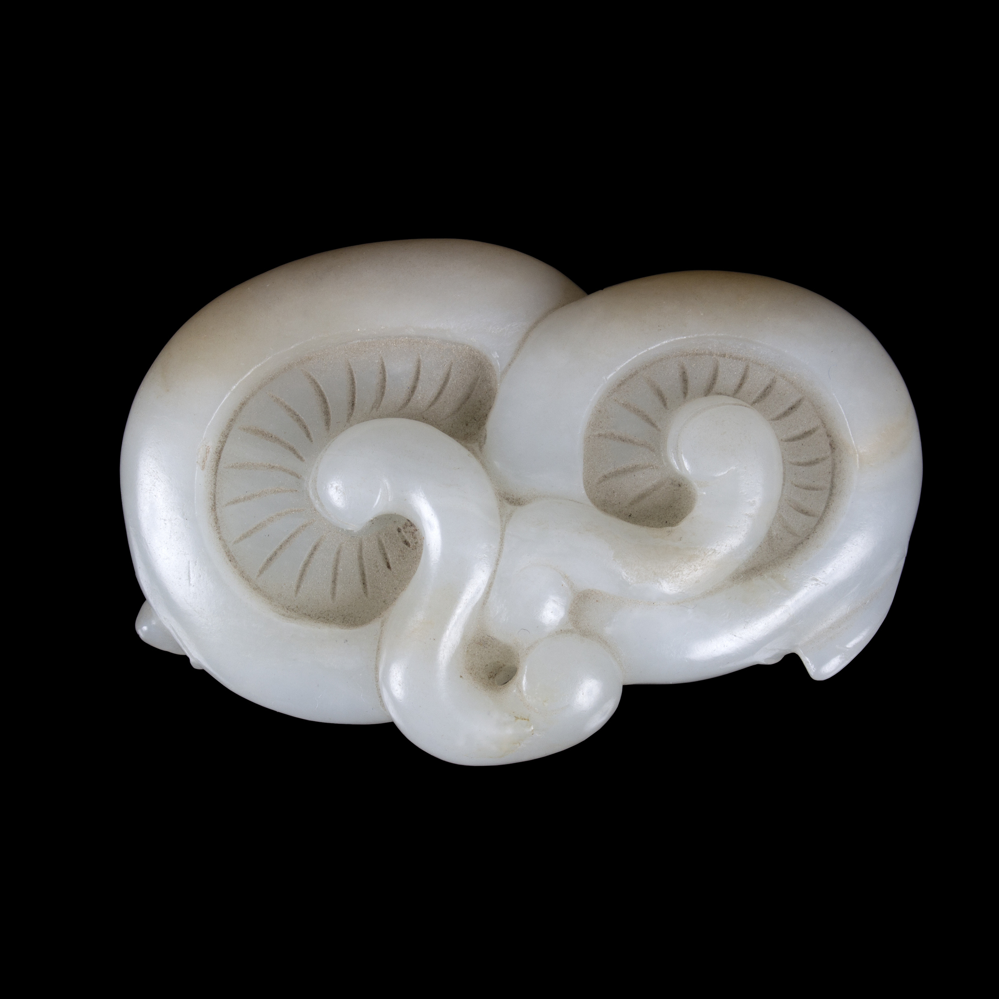 青白玉雕灵芝(蘑菇),18/19世纪.图片提供:雀立拍卖行.