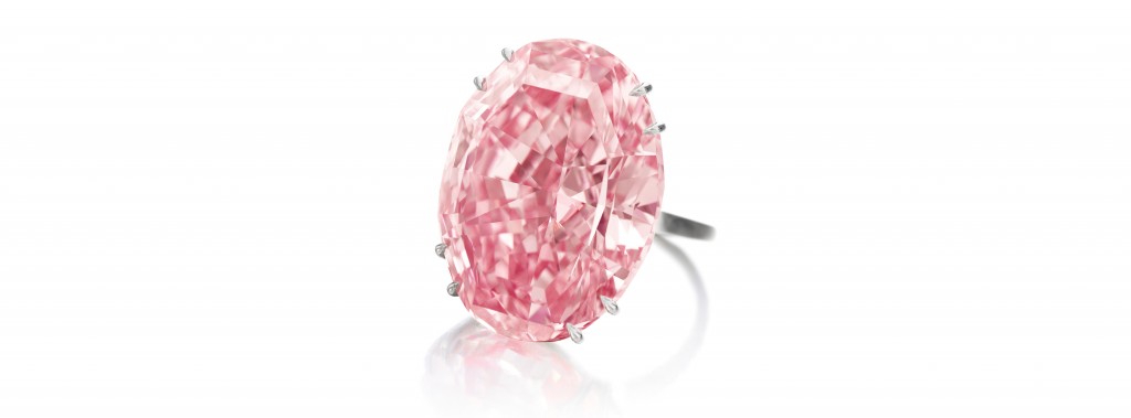 Le "Pink Star" vendu 71,2 millions de dollars chez Sotheby's Hong Kong Image: Sotheby's