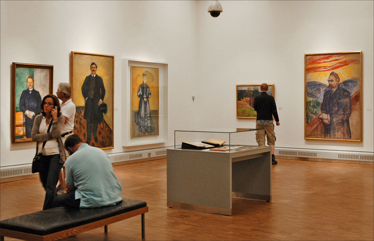 1280px-Une_des_salles_du_musée_Munch_(Oslo)_(4857491003)