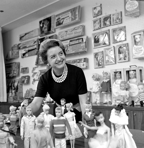 2009-great-leaders-ruth-handler-pop_833