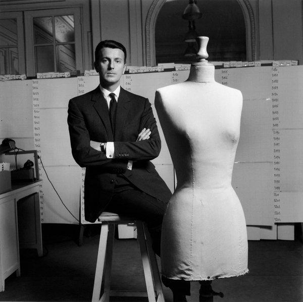 Hubert de Givenchy, 1960. Image: Robert Doisneau/Gamma-Rapho, via Getty Images