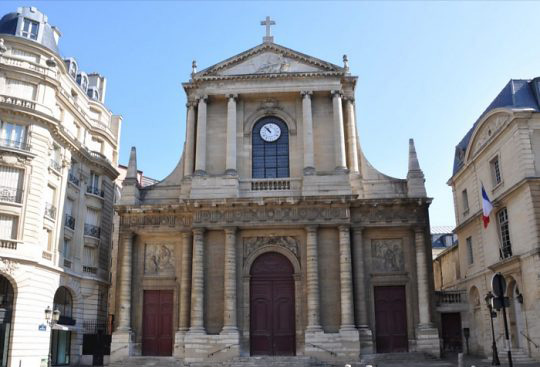 La façade de l'Église Saint-Thomas-d'Aquin Image via patrimoine-histoire.fr