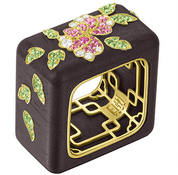 Dickson Yewn jewelry. Image: Art Vancouver