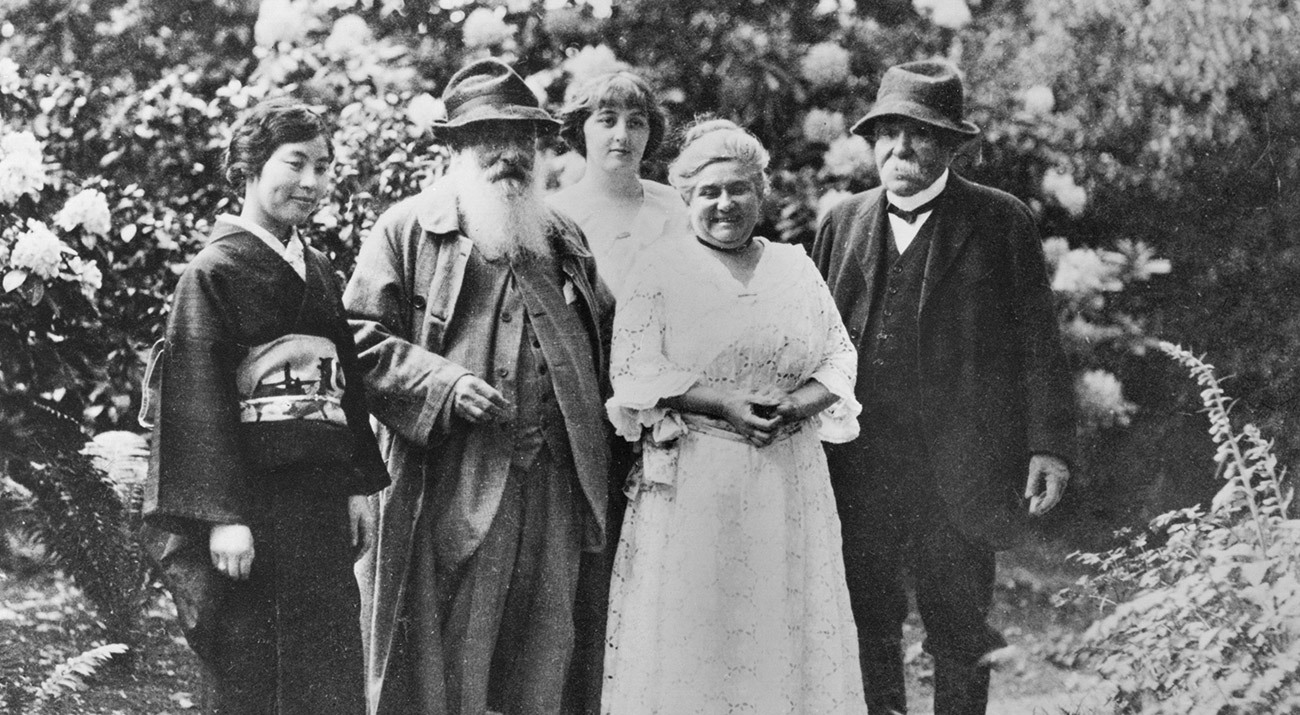 Madame Kuroki, Claude Monet (1840-1926), Alice Butler (1894-1949), Blanche Hoschedé-Monet und Georges Clemenceau (1841-1929) im Garten von Giverny | Foto: © Musée Marmottan Monet, Paris / Bridgeman Images
