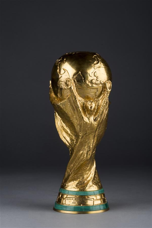 La réplique de la Coupe du Monde 1998 adjugée chez Marc Labarde, image ©Marc Labarbe