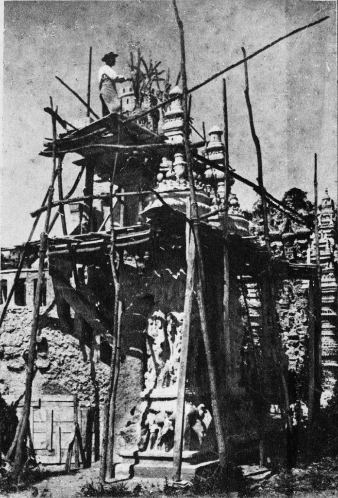 Facteur Ferdinand Cheval en 1890, image via WIkipedia